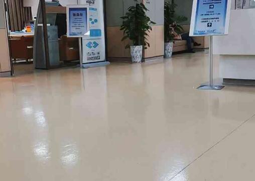 逸夫醫(yī)院植牙多少錢